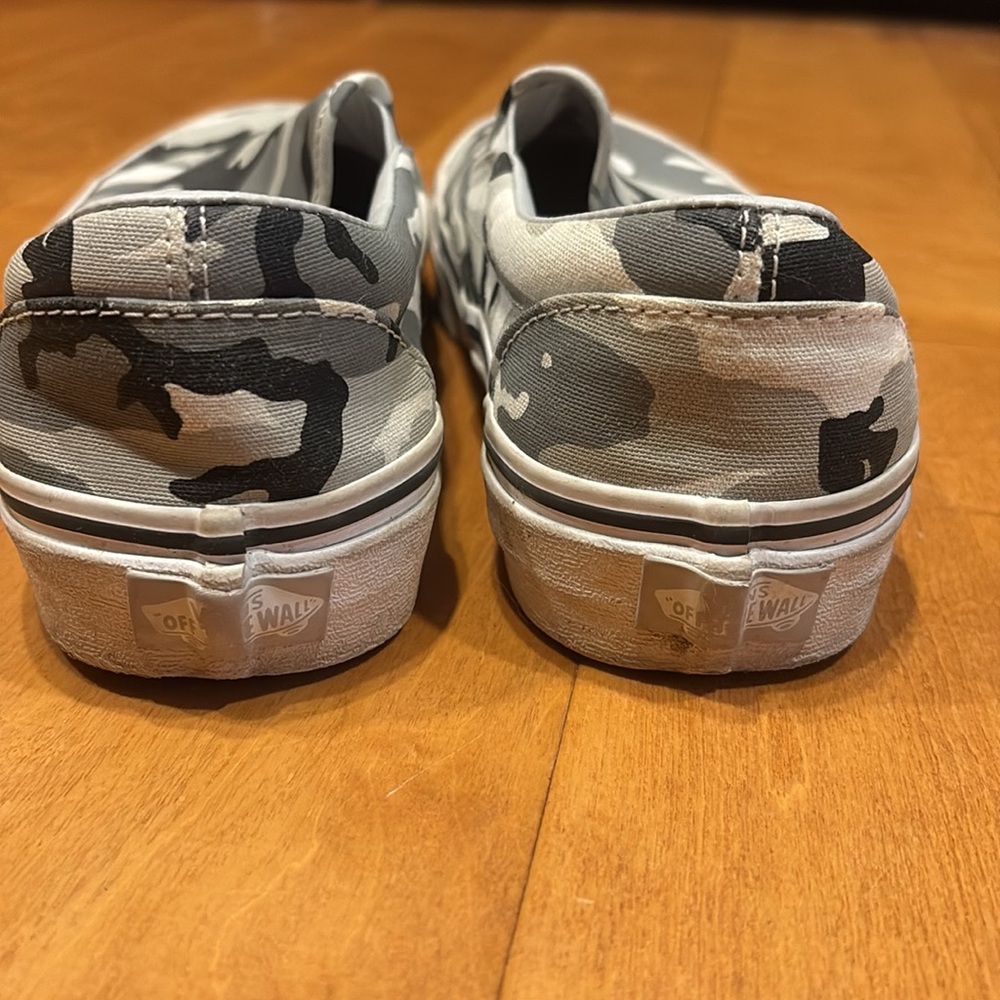 Vans camo slip ons - Picture 4 of 10